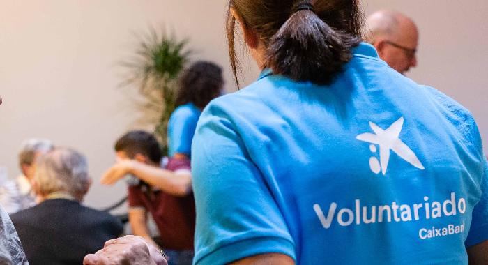 CaixaBank moviliza a más de 10 000 voluntarios durante un mes para